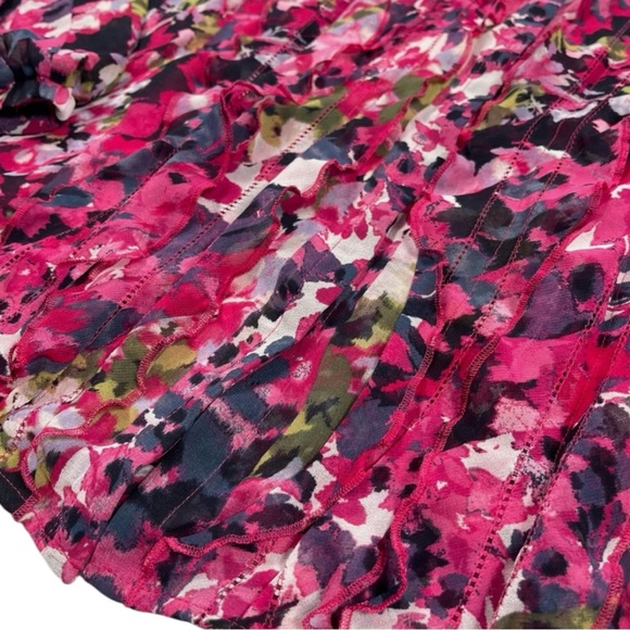 CHICO’s Floral Chiffon Ruffle Semi-Sheer Blouse in Pinks/White/Black Size 3 (16) - Picture 6 of 9